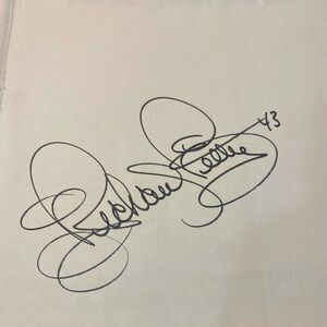 🏁 Richard Petty “The World of King Richard” SIGNED Hardcover Book #43 🏁
